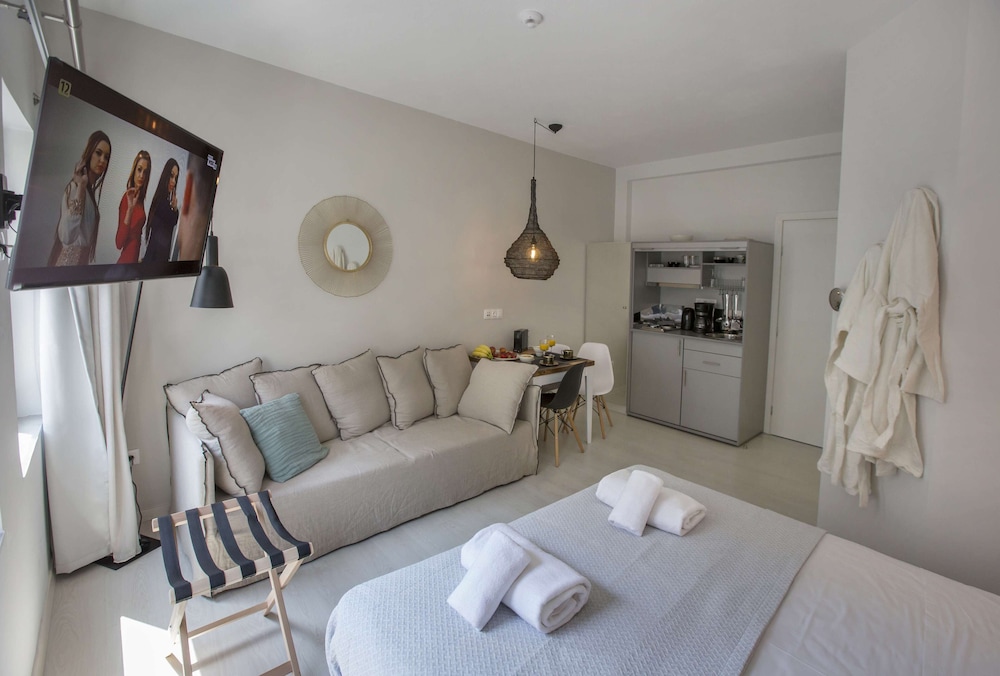 Comfort Studio Suite photo 2