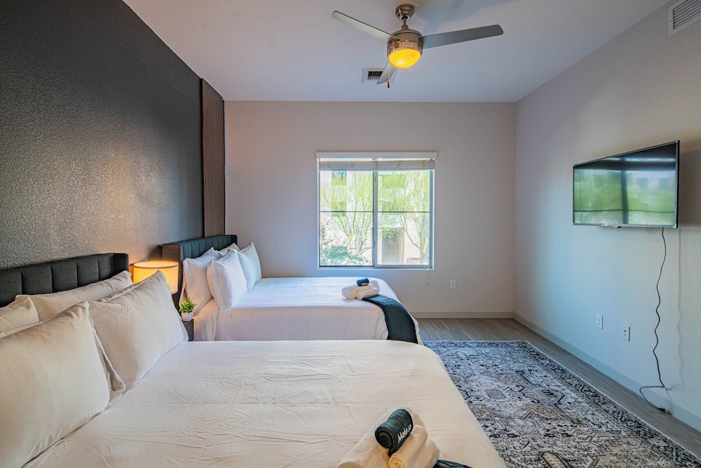 Comfort Apartment, 2 Bedrooms, Pets Allowed photo 3