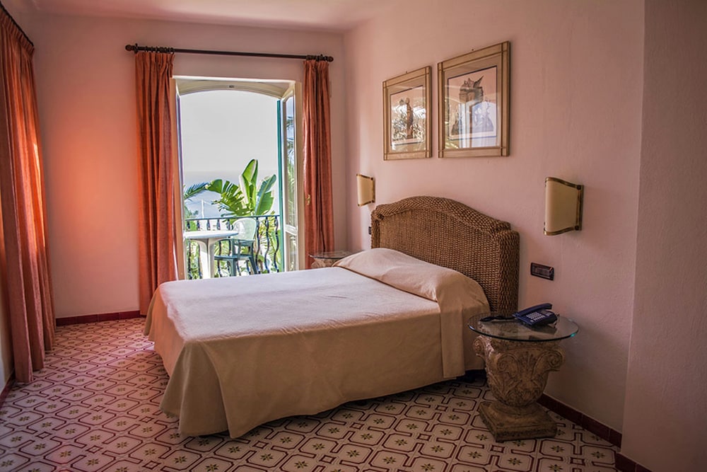 Classic Double or Twin Room, Garden View, Tower