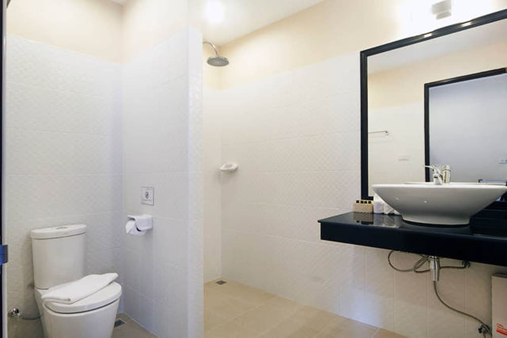 Sea View Suite - Photo 3