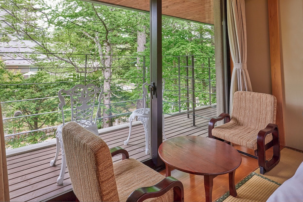 Japanese Western Style Room, Non Smoking (up to 3 People) - Photo 8