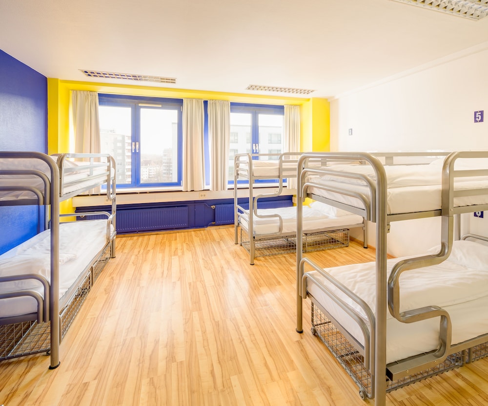 One Bed in Mixed Dorm (for max 8 people)