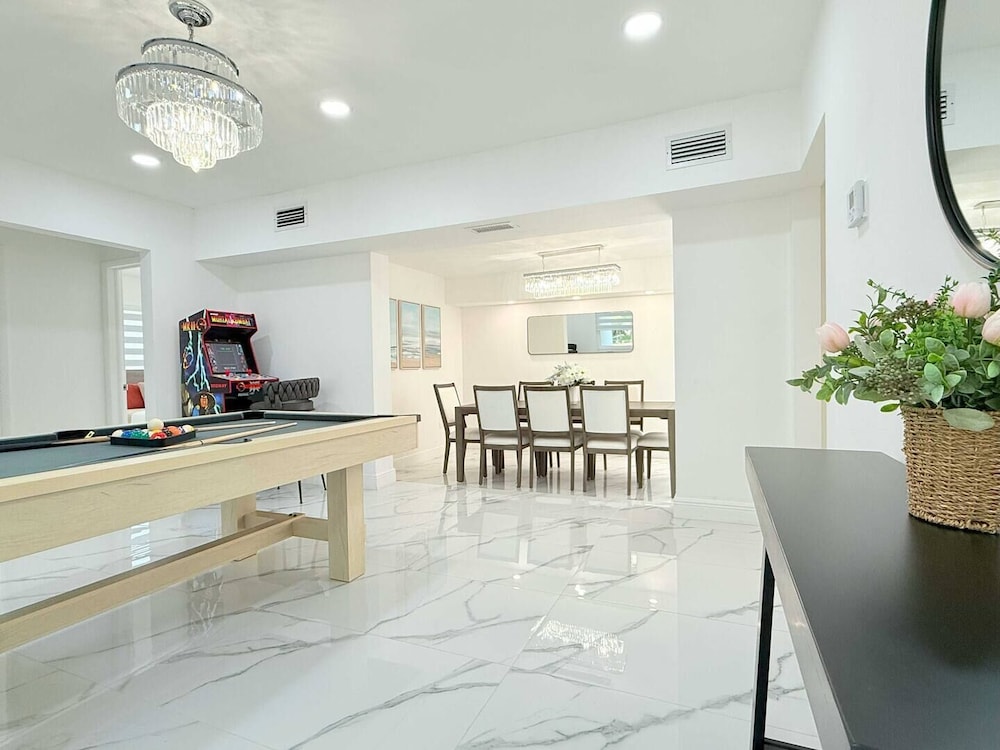 Palm House Near Beach Game Room Pool King Beds, Φωτογραφία 21