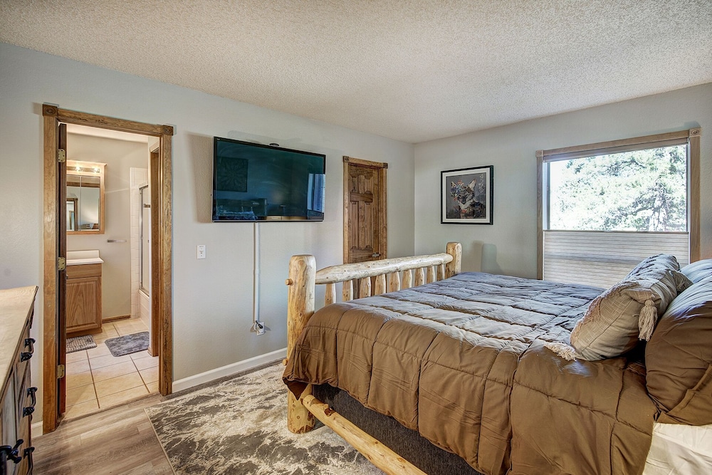 Premium Condo photo 2