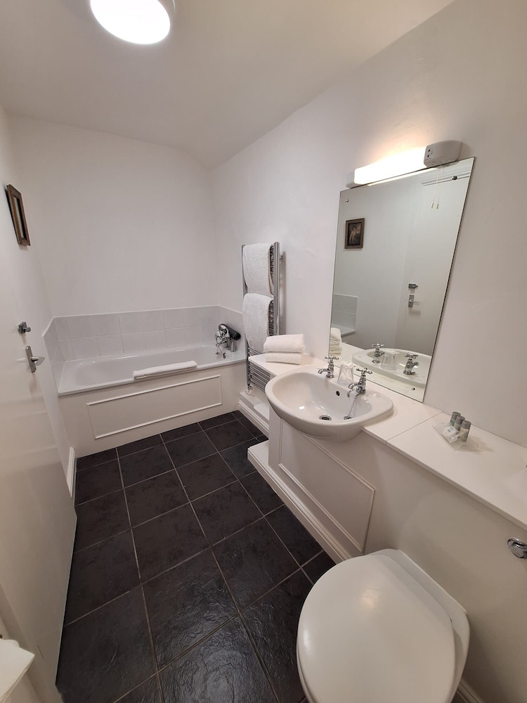 Double Room, Ensuite (Four Poster) photo 2