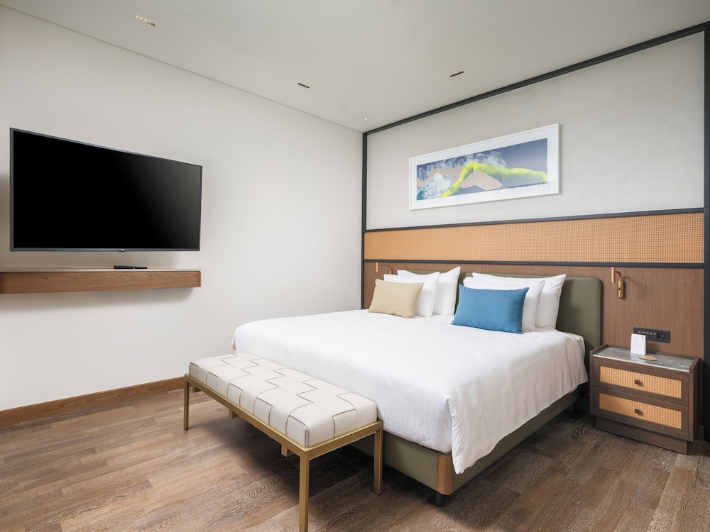 Presidential Suite with 2 Bedrooms & Private Pool Sea View 2+1 Room (Community Zone) photo 3