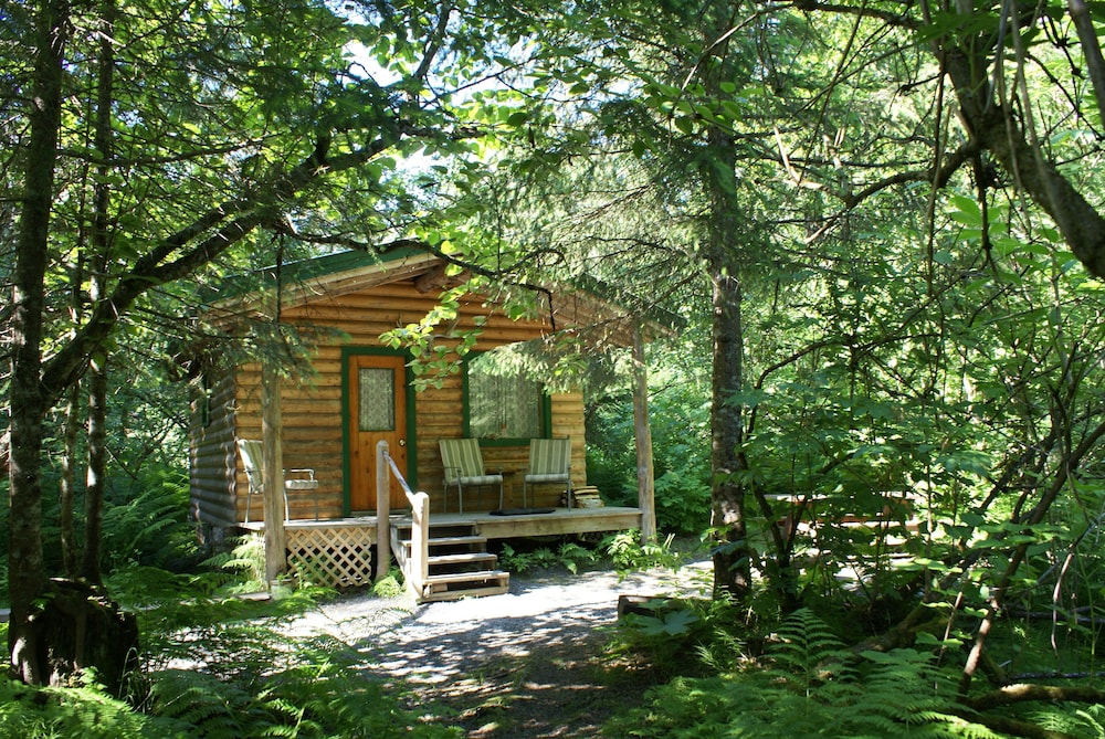 Spring Cabin (Shared Restroom) photo 2