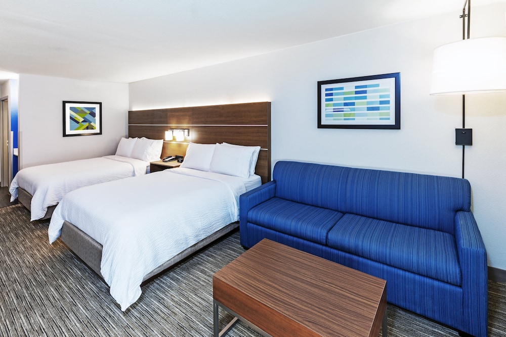Standard Room, Multiple Beds, Accessible, Non Smoking (Comm) - Photo 8