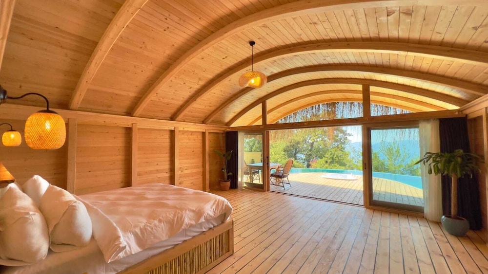 Akasya ( Private Pool and Jacuzzi )