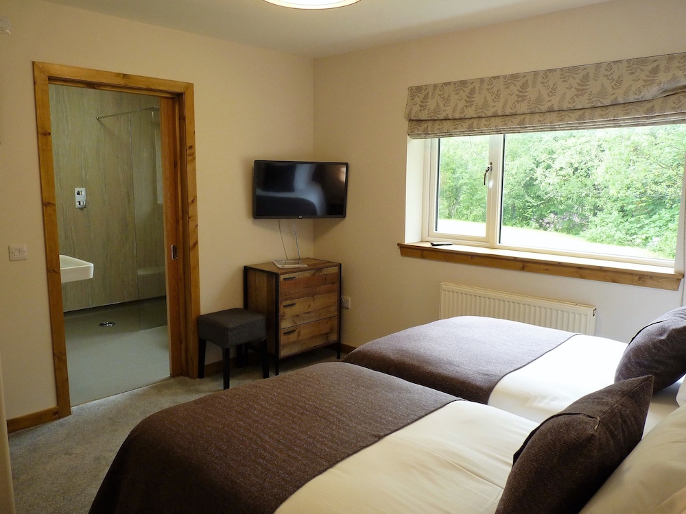 Double Room, Garden View, Ground Floor (East Superking) photo 1