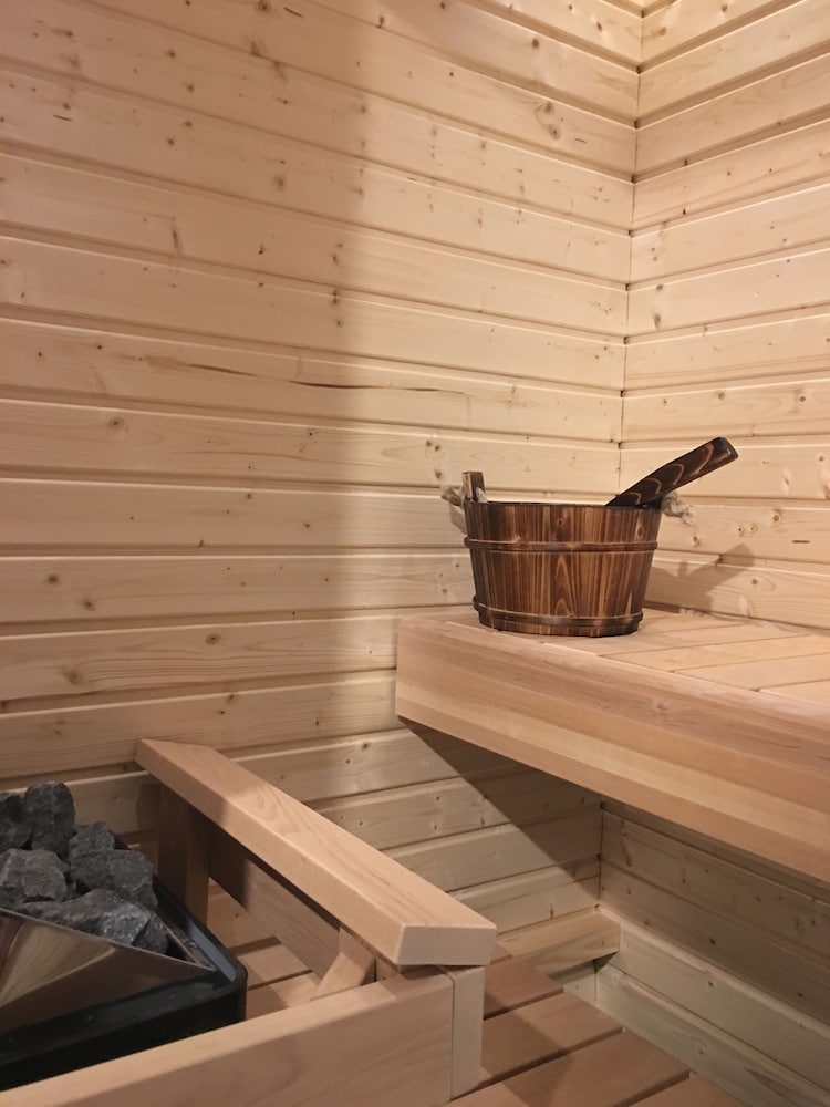Family Chalet, Sauna photo 1