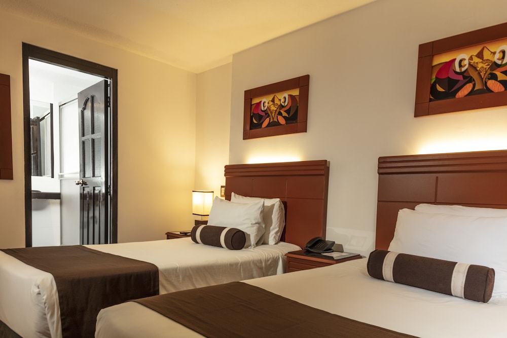 Standard Twin Room photo 3