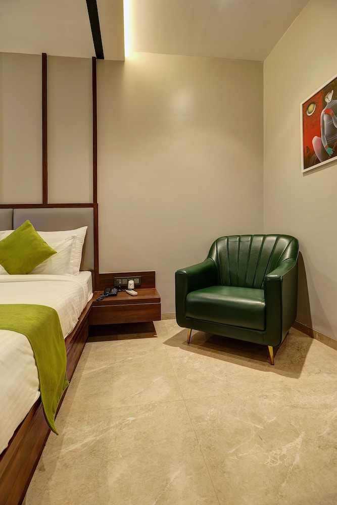 Business Room - Photo 20