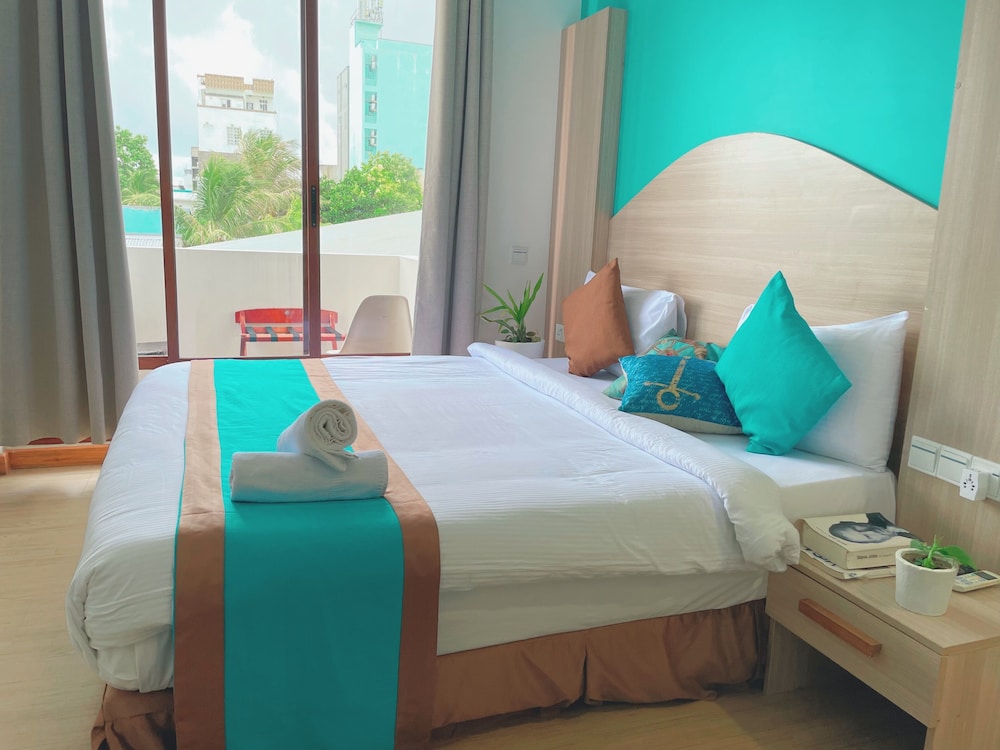 AC Deluxe Room with Balcony photo 1