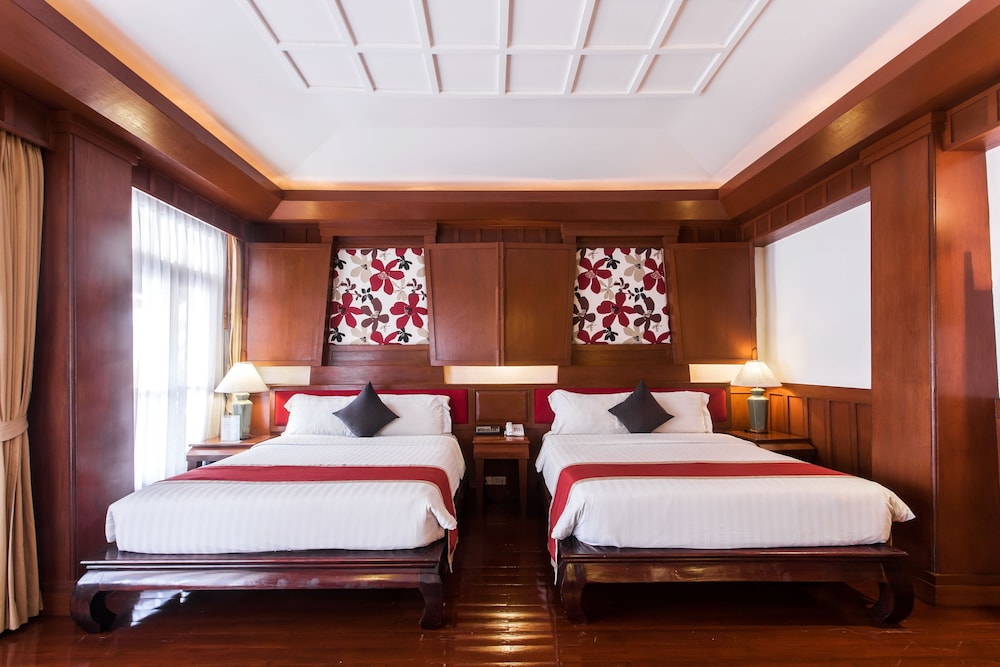 Deluxe Room - Photo 4