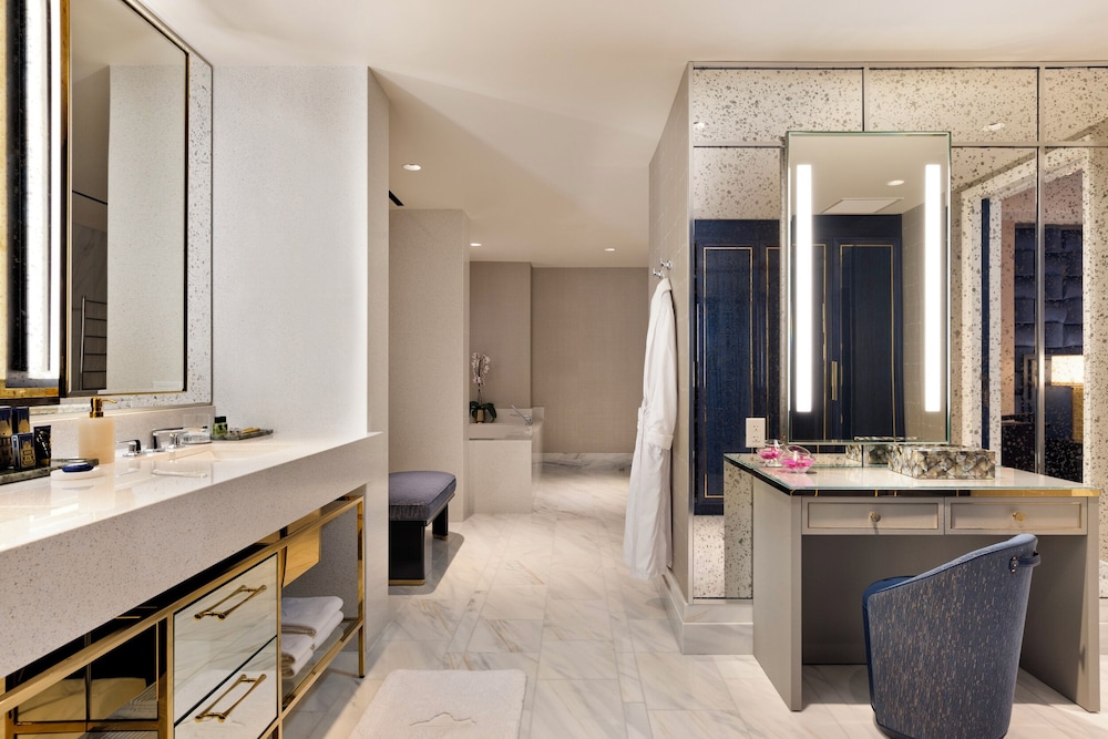 Fleur de Lis Crown Penthouse - Photo 4