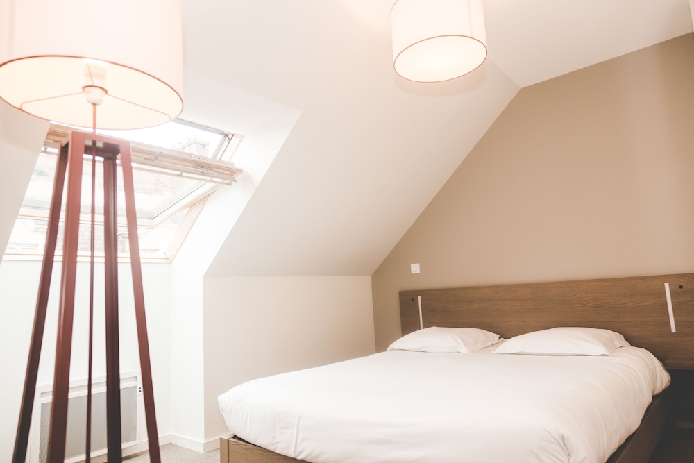Twin Room - Photo 1