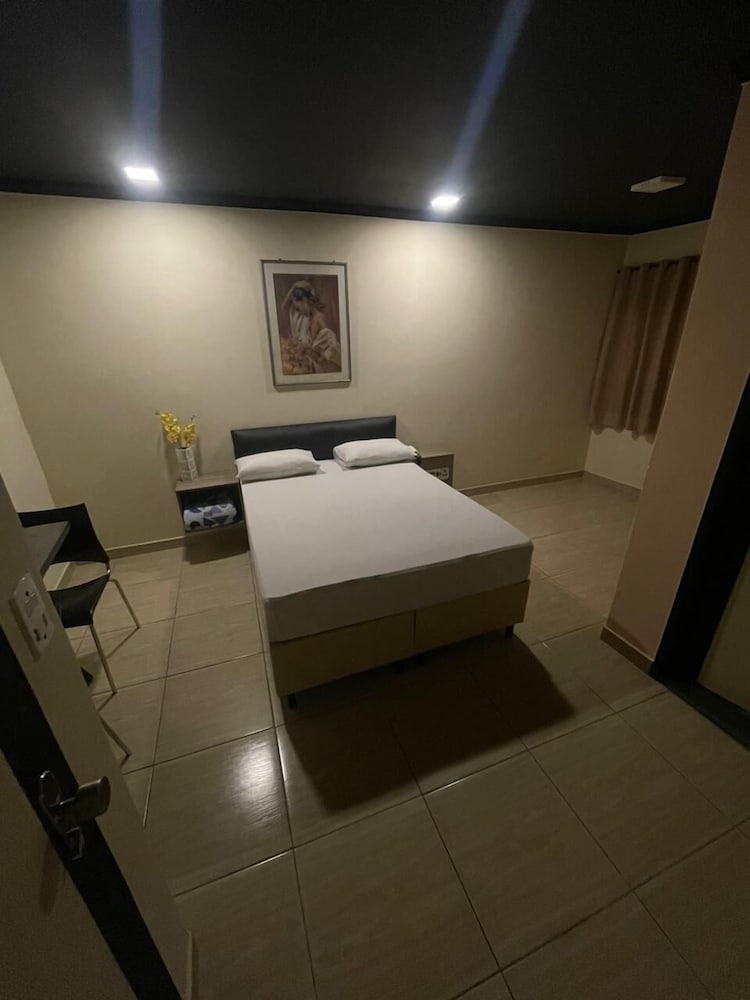 Basic Double Room photo 1