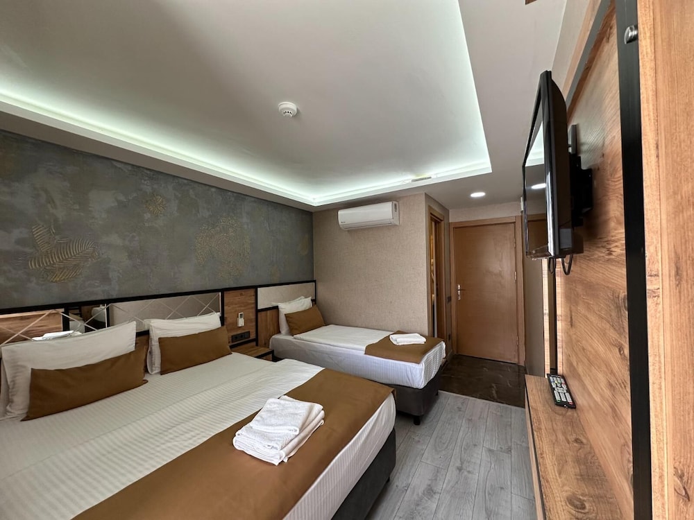 Standard Twin Room, Multiple Beds photo 1