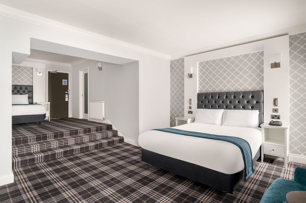 Carlton Classic Triple Room (Separate Building) - Photo 4
