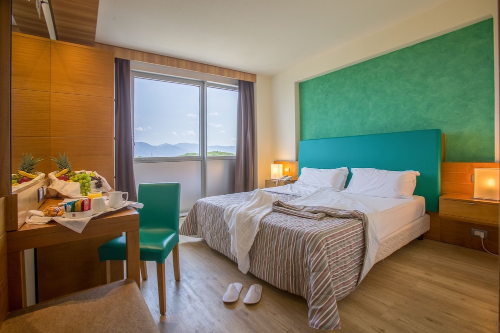 Economy Double Room Single Use photo 2