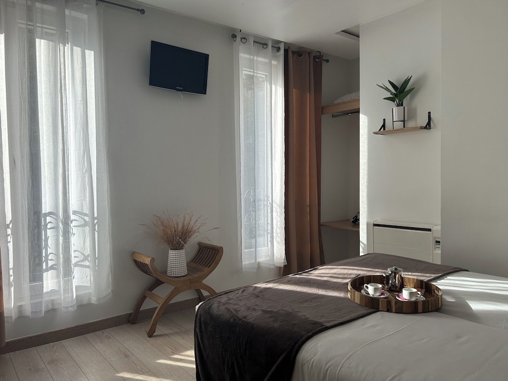 Superior Twin Room - Photo 1