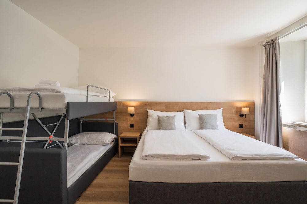 Superior Quadruple Room photo 1