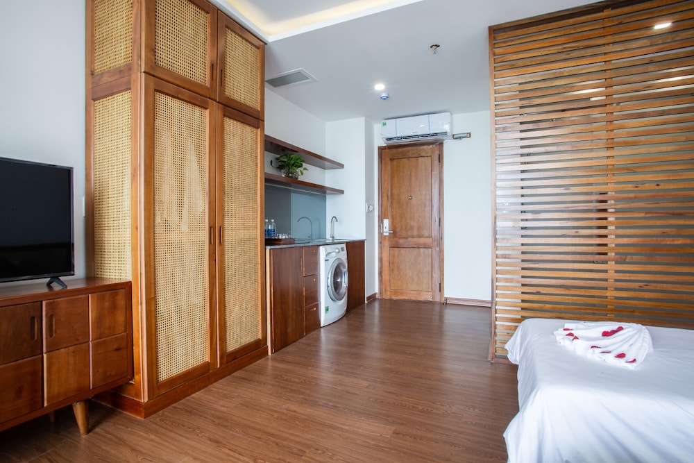 Deluxe Triple Room - Photo 7