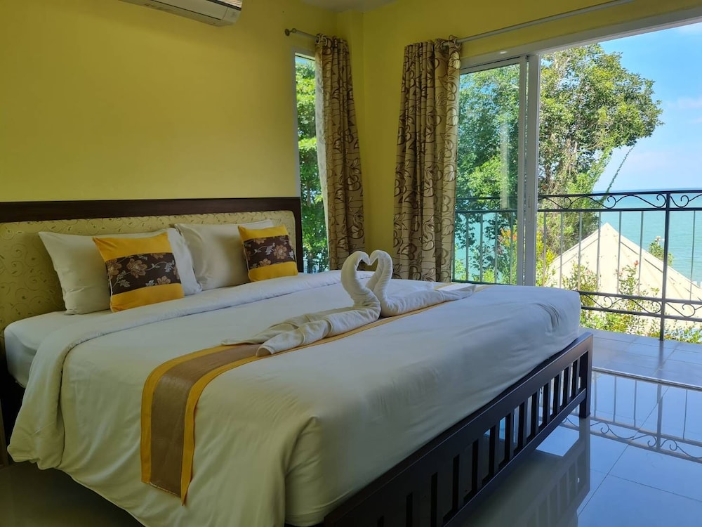 Deluxe Double Room, Sea View - Photo 1
