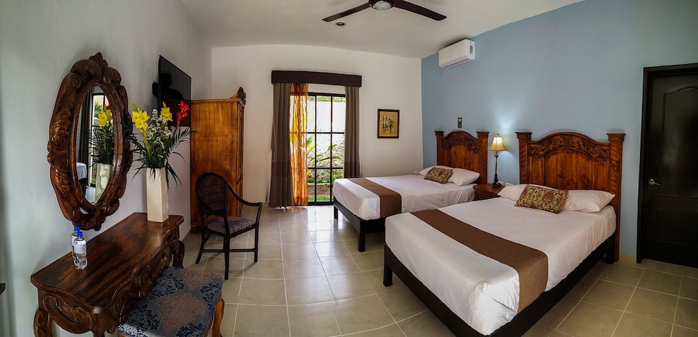 Standard Double Room, Pool View photo 1