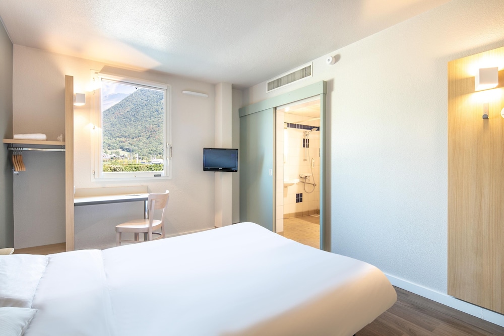 Double Room, Accessible, Non Smoking photo 2