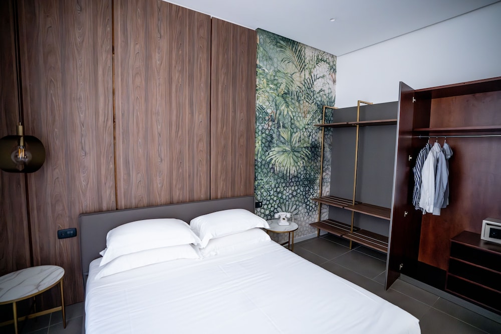 Family Suite, Balcony - Photo 4