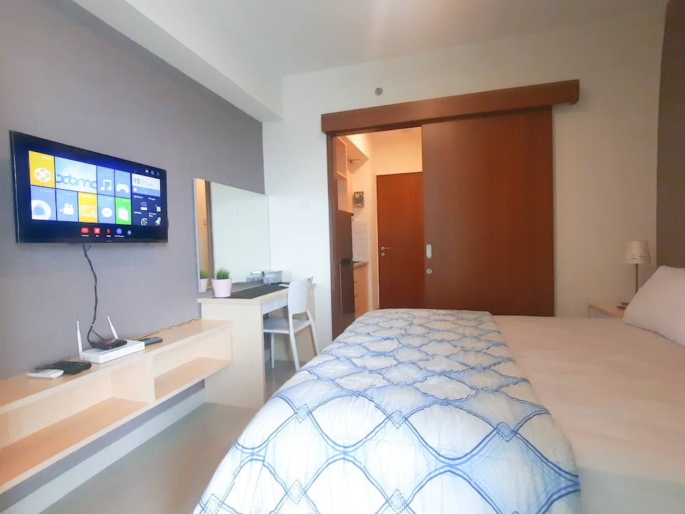 Comfort Studio, 1 Queen Bed - Photo 1