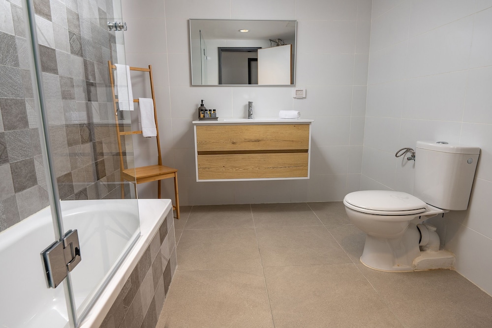 Luxury Apartment, 2 Bedrooms photo 3