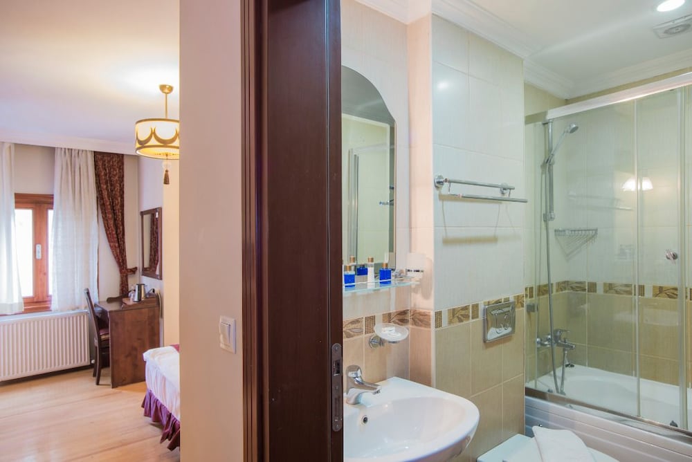 Deluxe Single Room, Balcony