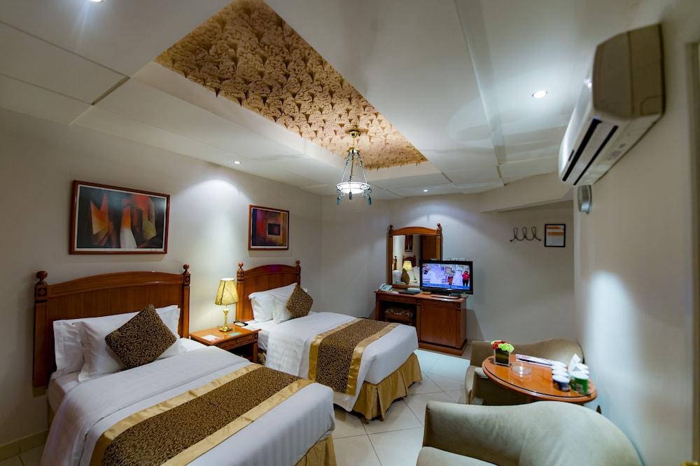 Economy Room, 1 King Bed