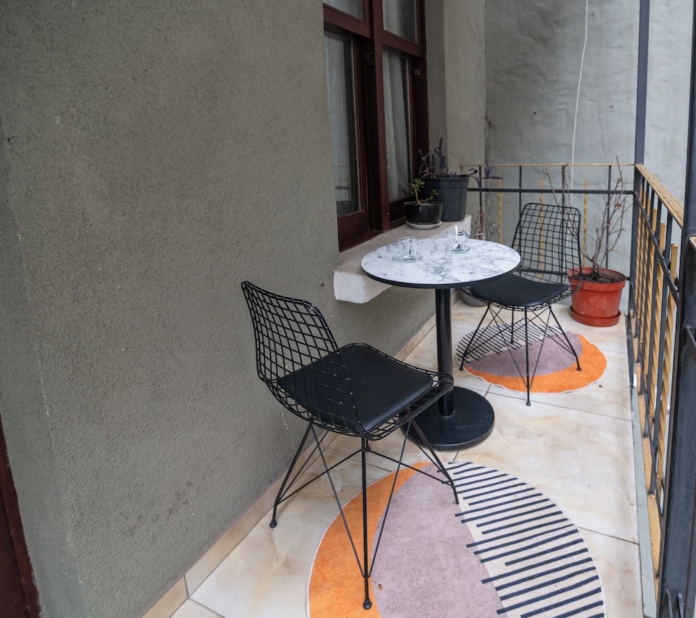 Design Room, Balcony photo 3