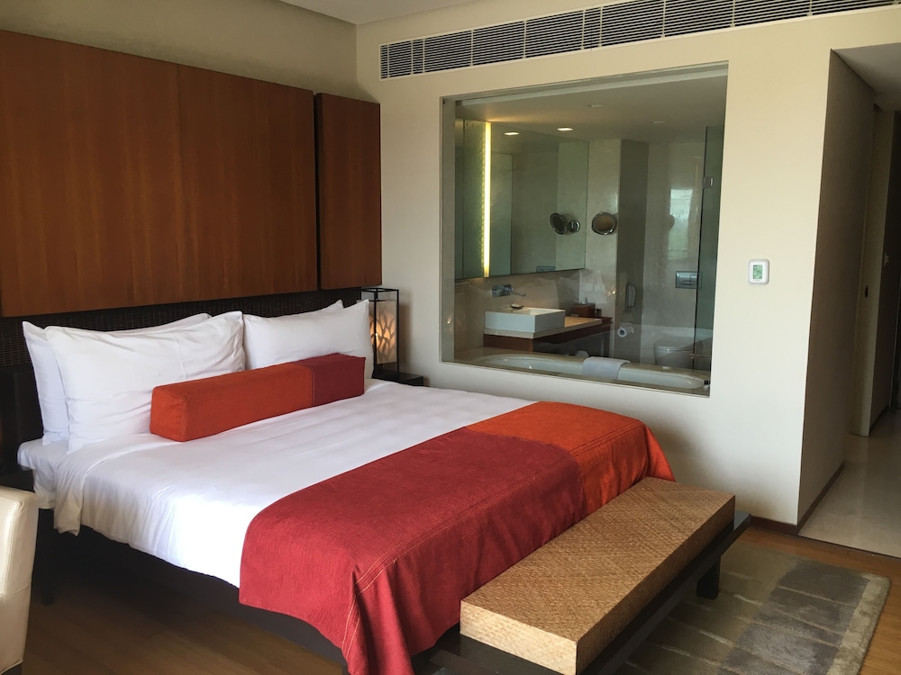 Presidential Suite, 1 King Bed photo 3