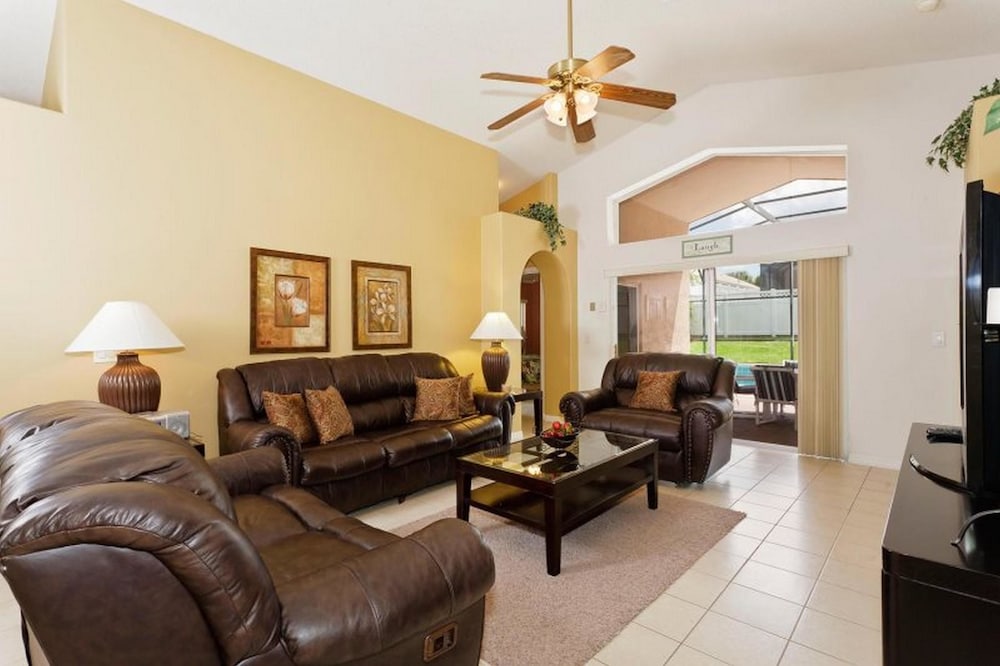 House, 4 Bedrooms (3 Bathroom - 8064)