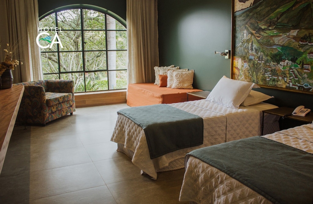 Deluxe Triple Room, Garden View (Canto do Rio) photo 1