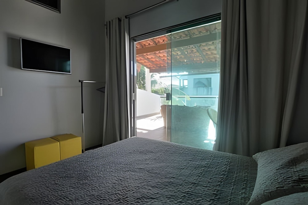 Villa photo 2