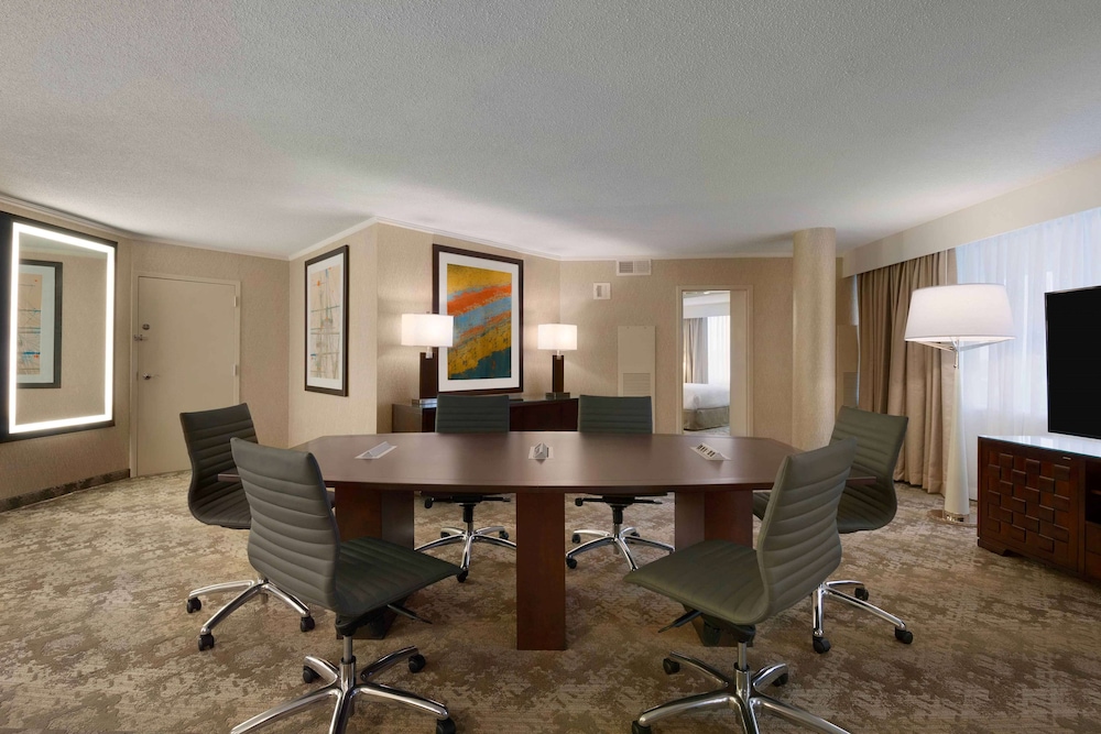 Suite, 2 Bedrooms, 2 Bathrooms (Sky Suite) photo 2