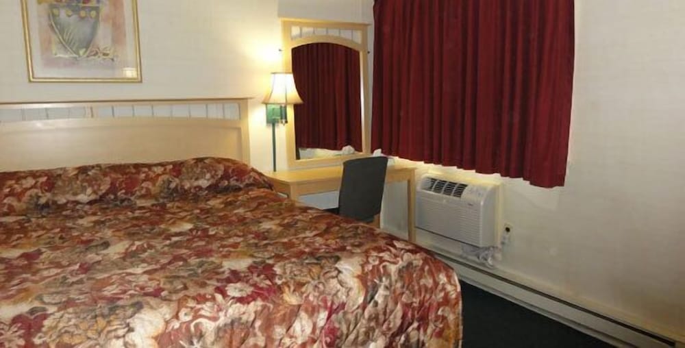 Standard Room, 1 King Bed photo 1