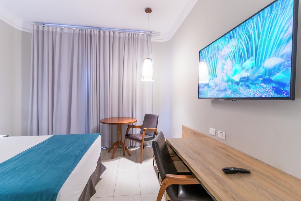 Superior Quadruple Room - Photo 3