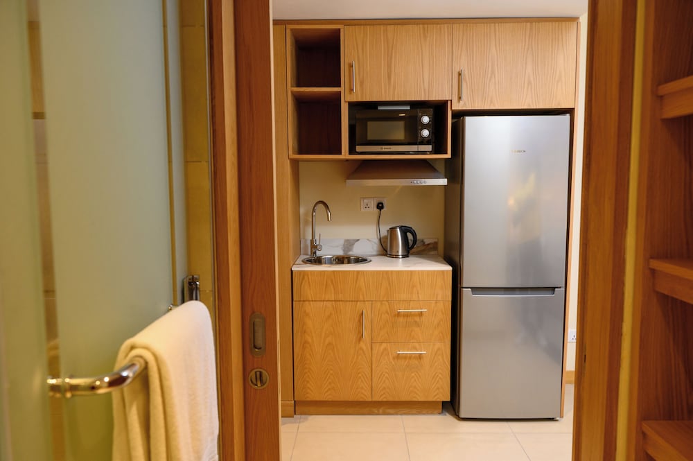 Superior Room, Kitchenette (Forest Facing) photo 3