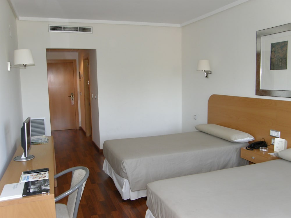 Basic Double Room photo 2