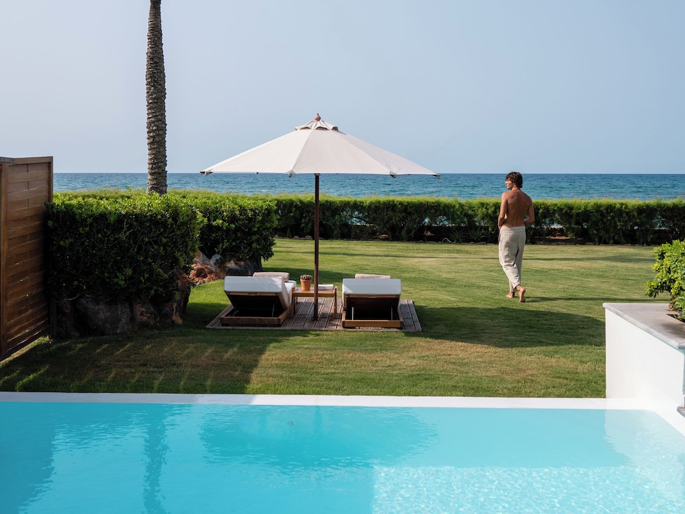 Junior villa waterfront with private pool (one bedroom) thumbnail 5