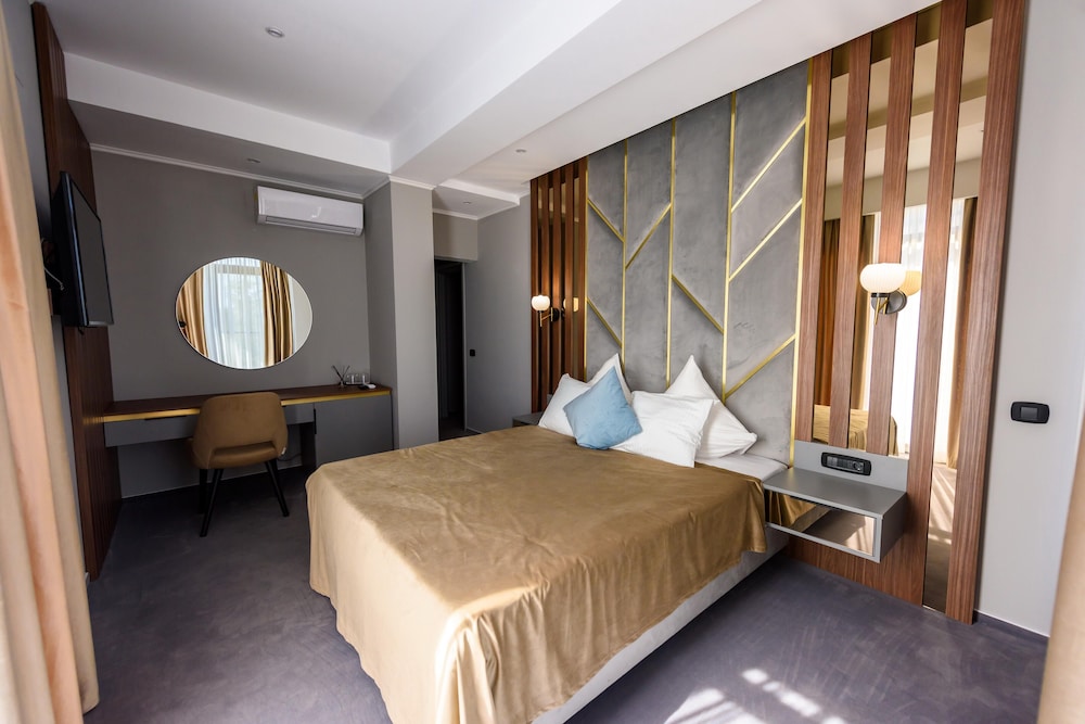 Deluxe Double Room, Balcony, Sea View photo 1