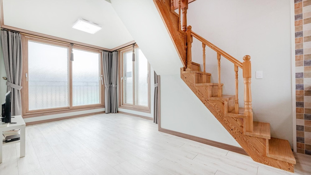 Basic Room, 1 Bedroom (A201) - Photo 3