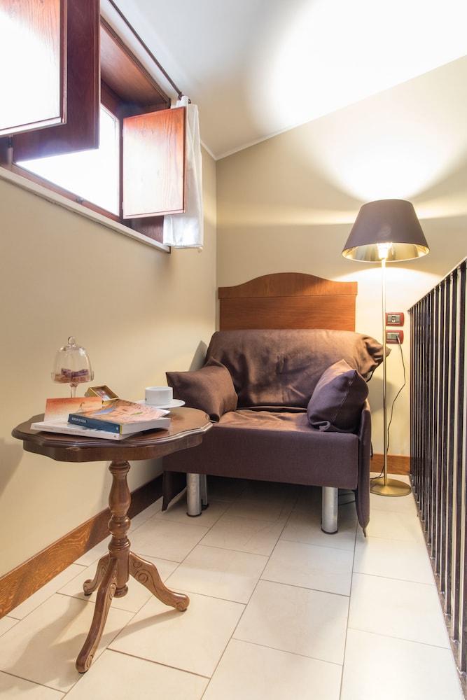 Double Room (Mandarino) photo 2